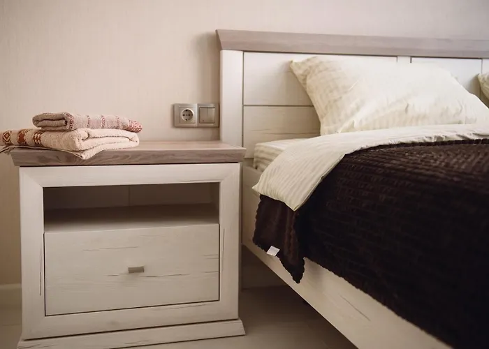 к морю 5 мин! французский бульвар 26 спальных мест 6 ! Apartamento *